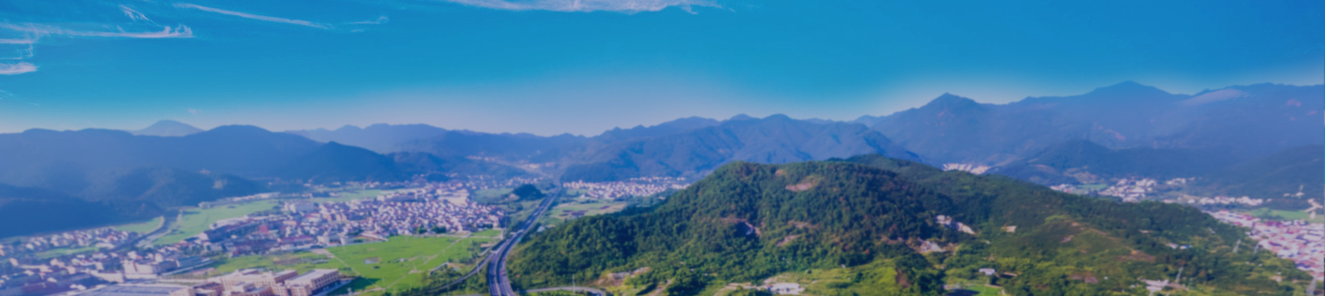 山東藍(lán)典專注于噴淋塔,pp噴淋塔,地埋式污水處理,布袋式除塵器等產(chǎn)品生產(chǎn)銷售.